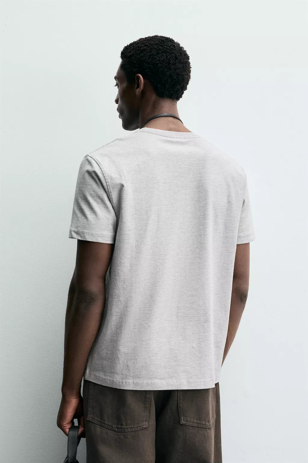 Zara Basic Essential's Tee